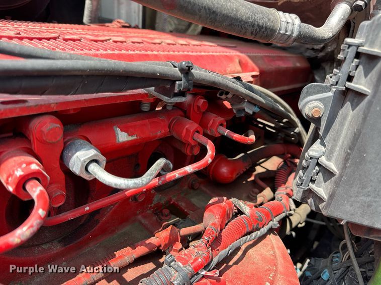 image for item DV4123 2013 Volvo VNL semi truck