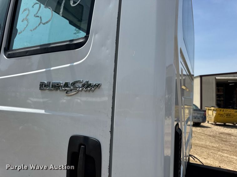 image for item DV4125 2010 International DuraStar 4400 truck cab and chassis