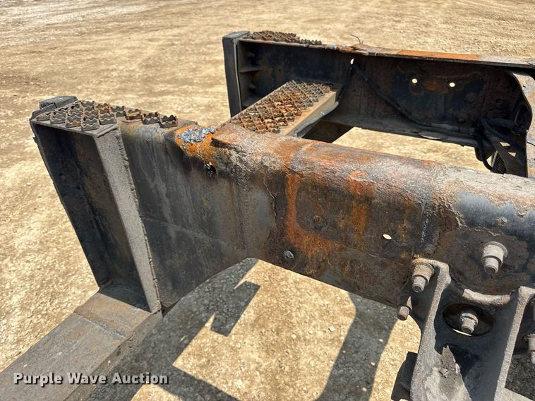 image for item DV4125 2010 International DuraStar 4400 truck cab and chassis