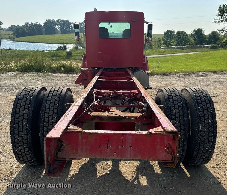 image for item DV4143 1998 Kenworth T300 truck cab and chassis