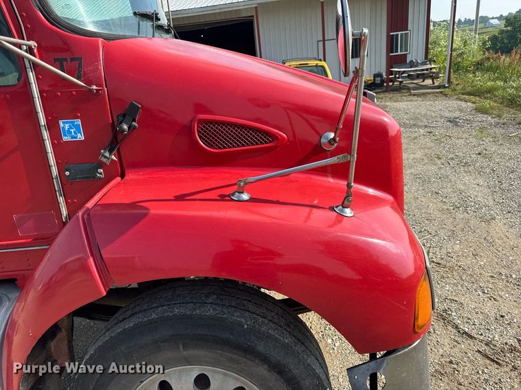 image for item DV4143 1998 Kenworth T300 truck cab and chassis