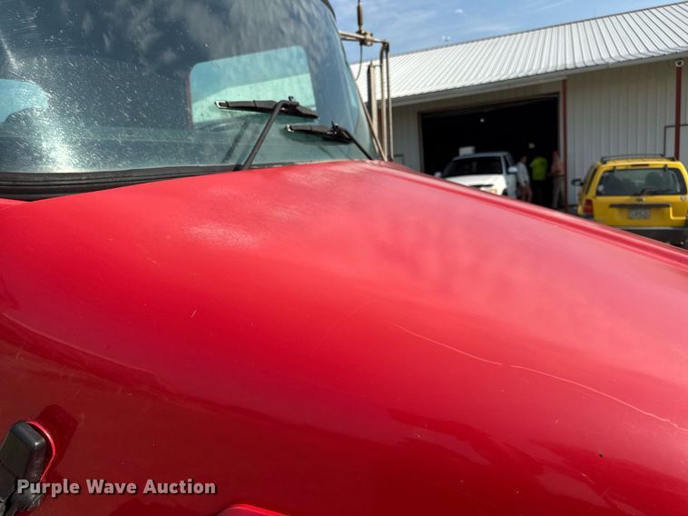 image for item DV4143 1998 Kenworth T300 truck cab and chassis