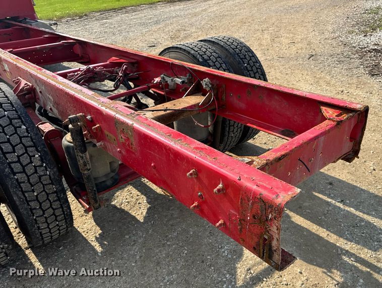 image for item DV4143 1998 Kenworth T300 truck cab and chassis