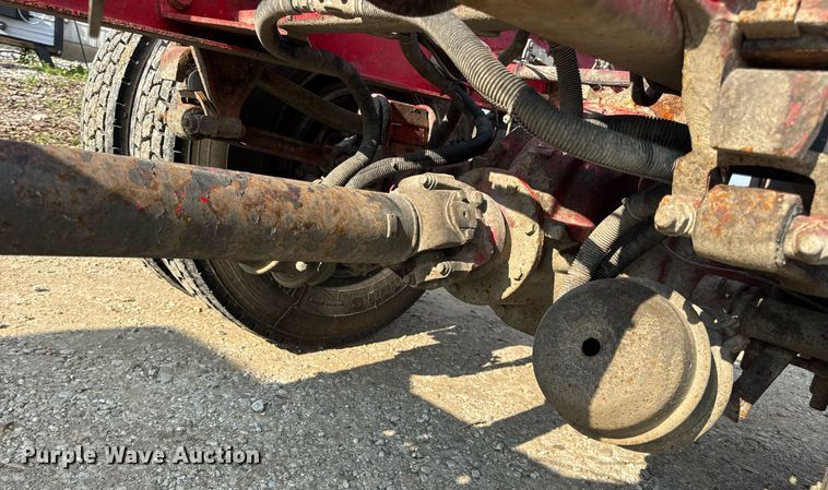 image for item DV4143 1998 Kenworth T300 truck cab and chassis