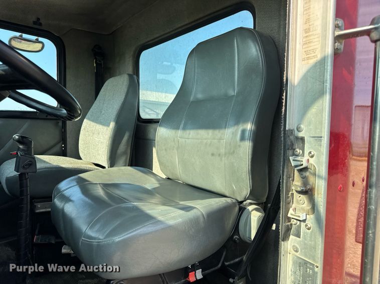 image for item DV4143 1998 Kenworth T300 truck cab and chassis