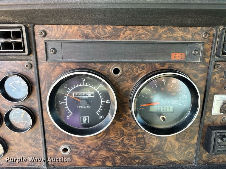 image for item DV4143 1998 Kenworth T300 truck cab and chassis