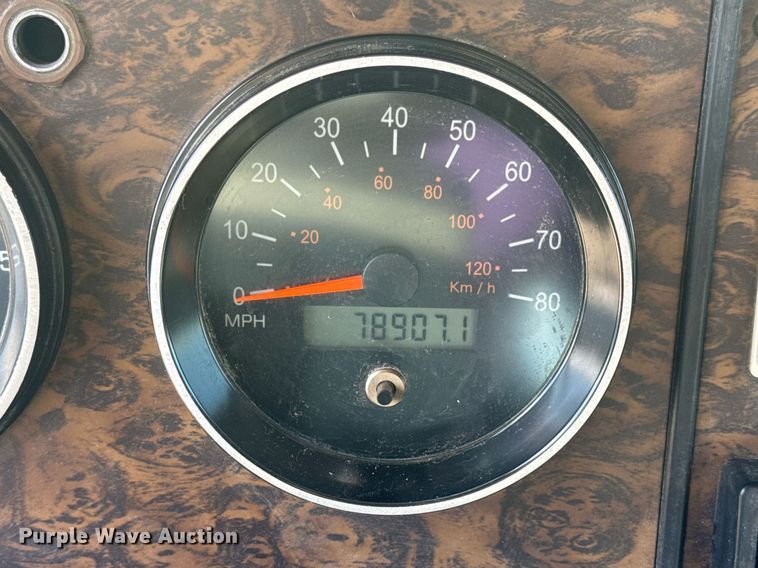 image for item DV4143 1998 Kenworth T300 truck cab and chassis