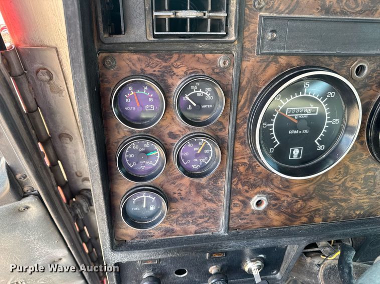 image for item DV4143 1998 Kenworth T300 truck cab and chassis