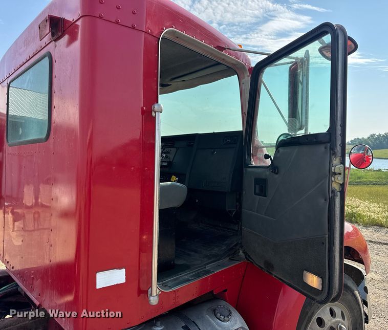 image for item DV4143 1998 Kenworth T300 truck cab and chassis