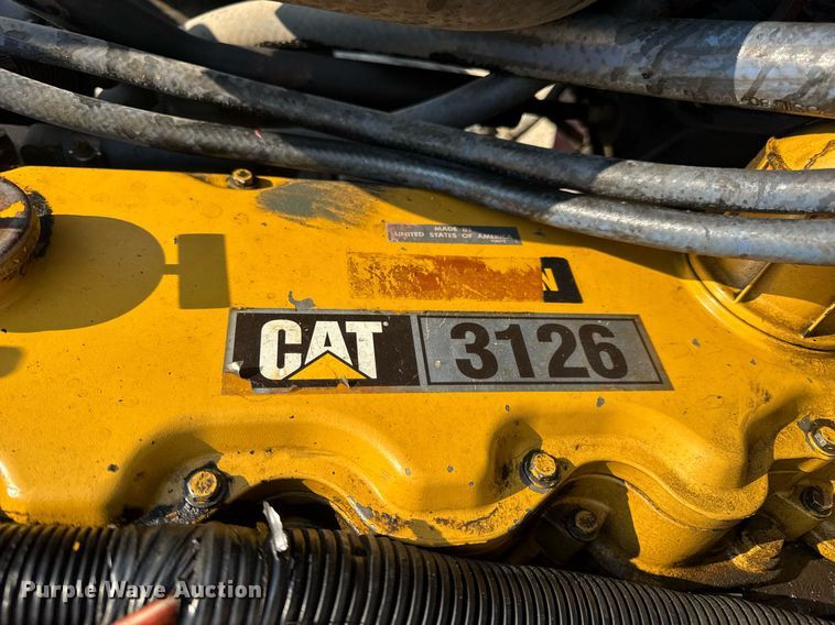 image for item DV4143 1998 Kenworth T300 truck cab and chassis