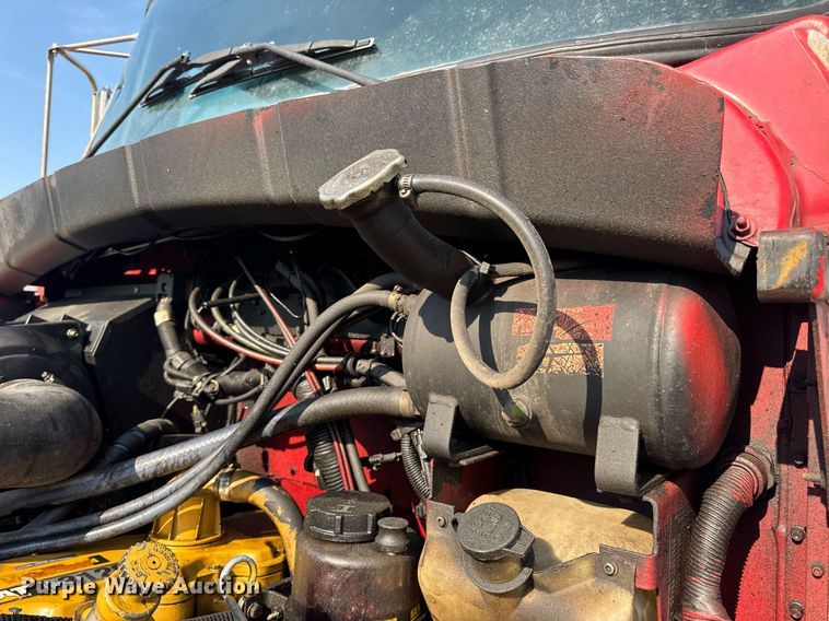 image for item DV4143 1998 Kenworth T300 truck cab and chassis