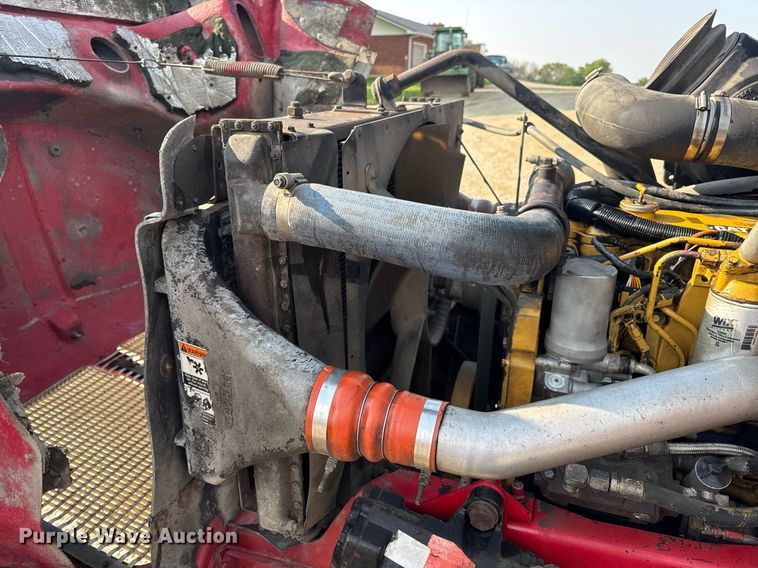 image for item DV4143 1998 Kenworth T300 truck cab and chassis