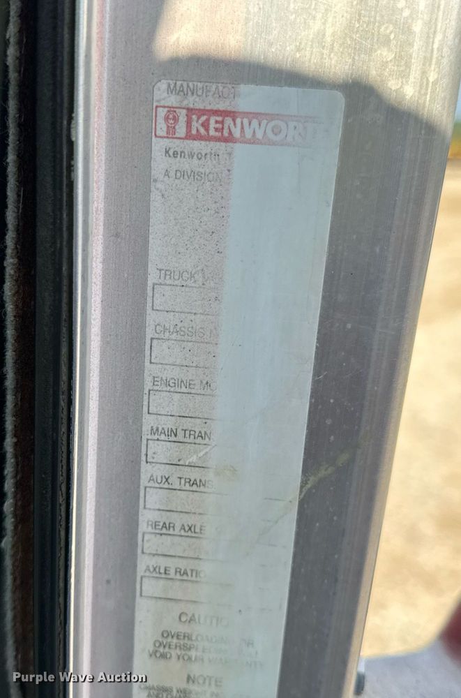 image for item DV4143 1998 Kenworth T300 truck cab and chassis