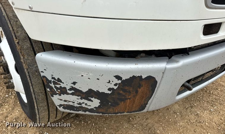 image for item DV4152 2015 Freightliner Business Class M2 semi truck