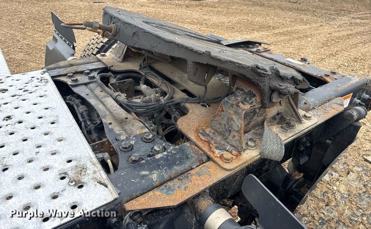 image for item DV4152 2015 Freightliner Business Class M2 semi truck