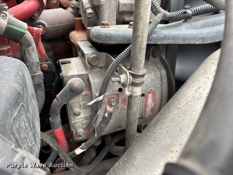 image for item DV4152 2015 Freightliner Business Class M2 semi truck