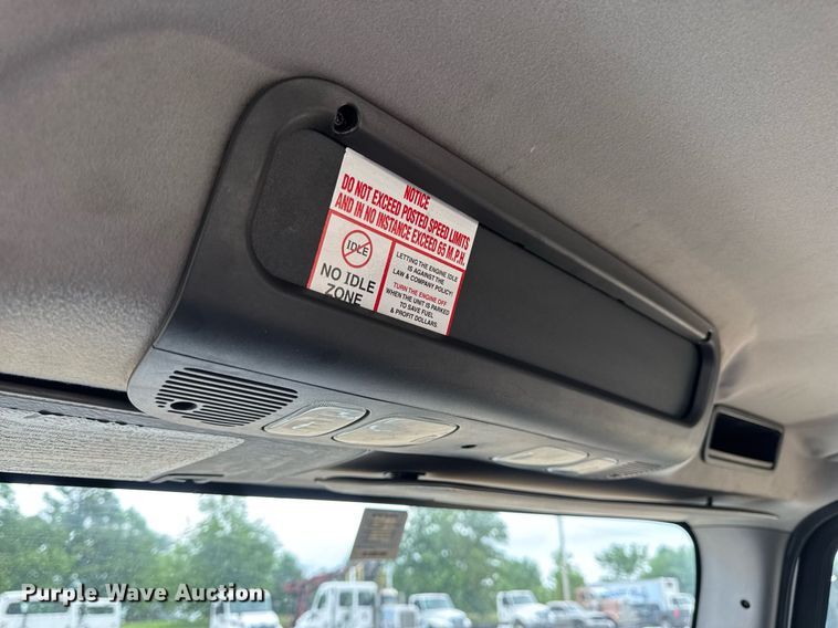 image for item DV4153 2014 Freightliner Business Class M2 semi truck