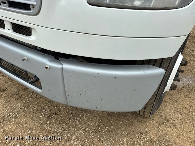 image for item DV4154 2015 Freightliner Business Class M2 semi truck