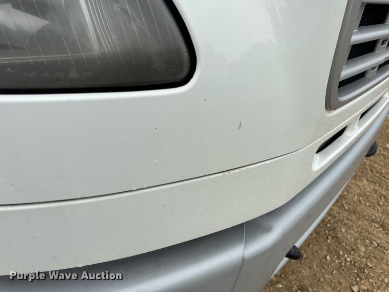 image for item DV4154 2015 Freightliner Business Class M2 semi truck