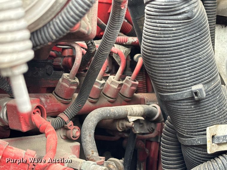 image for item DV4154 2015 Freightliner Business Class M2 semi truck