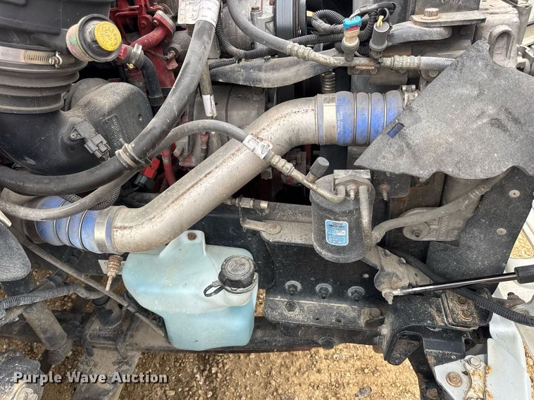 image for item DV4154 2015 Freightliner Business Class M2 semi truck