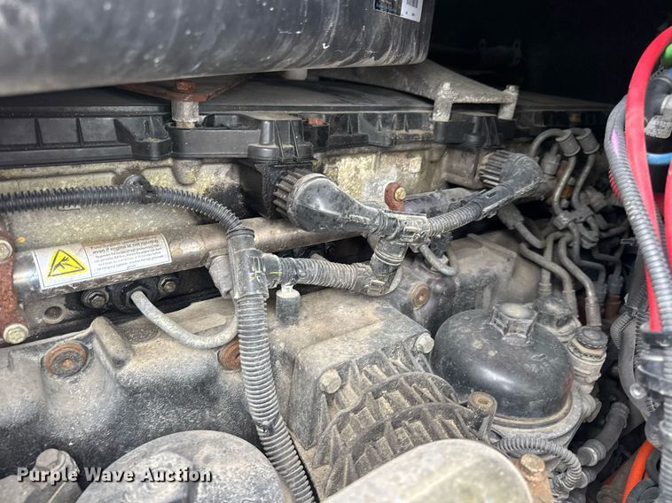 image for item DV4155 2014 Freightliner Cascadia semi truck