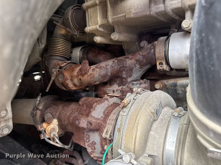 image for item DV4155 2014 Freightliner Cascadia semi truck