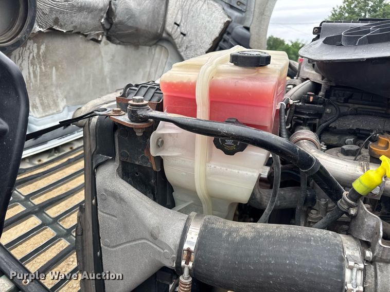 image for item DV4156 2016 Freightliner Cascadia semi truck