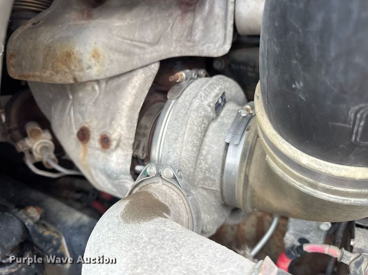 image for item DV4156 2016 Freightliner Cascadia semi truck