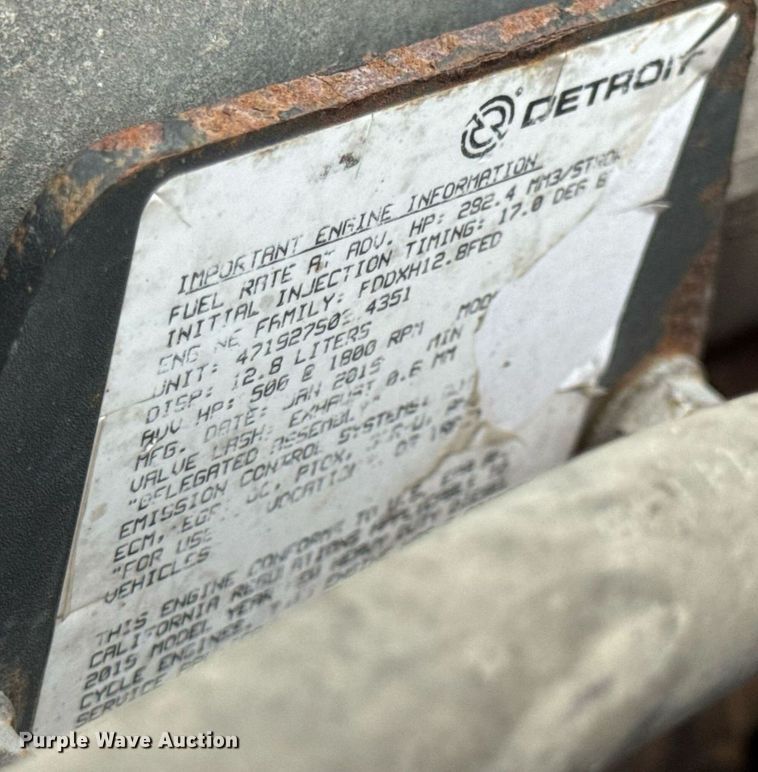 image for item DV4156 2016 Freightliner Cascadia semi truck