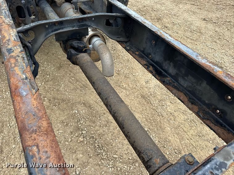 image for item DV4157 2007 International 4400 truck cab and chassis