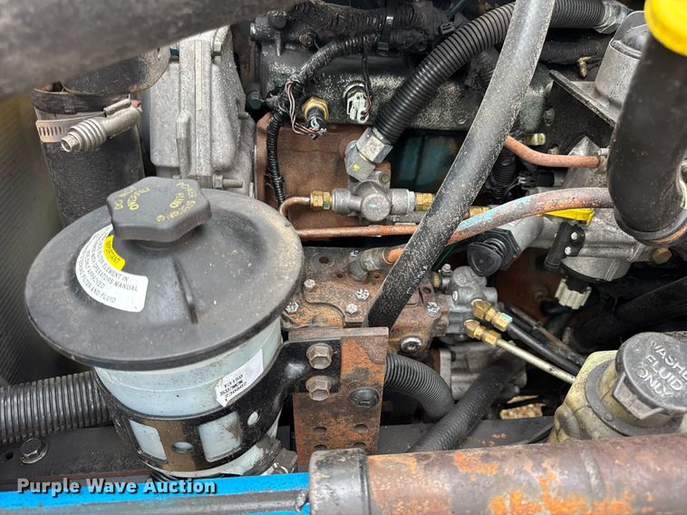 image for item DV4157 2007 International 4400 truck cab and chassis