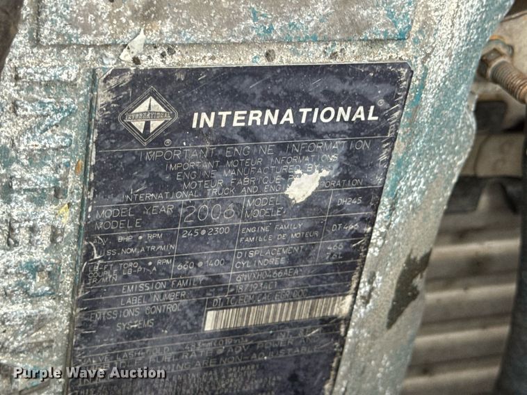 image for item DV4157 2007 International 4400 truck cab and chassis