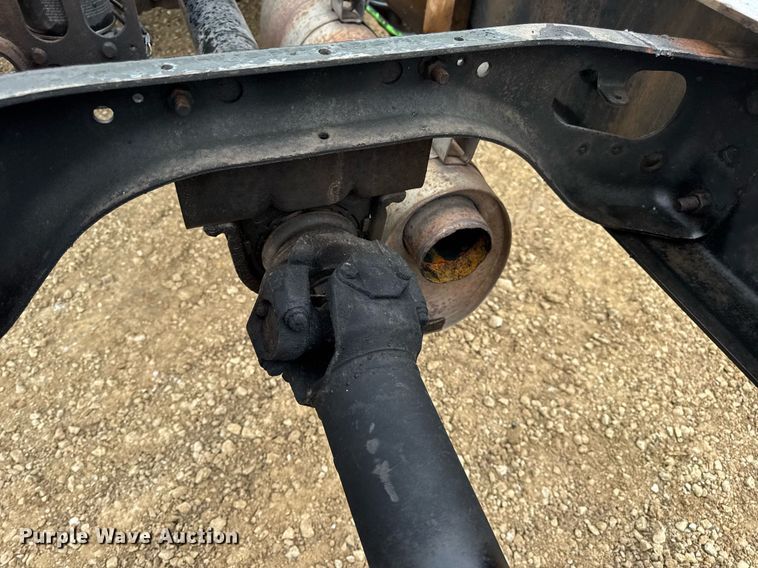 image for item DV4158 2007 International 4300 truck cab and chassis