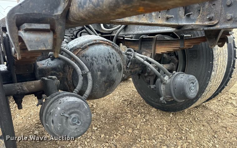 image for item DV4159 2011 International 4400 truck cab and chassis