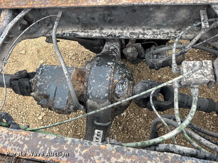 image for item DV4159 2011 International 4400 truck cab and chassis