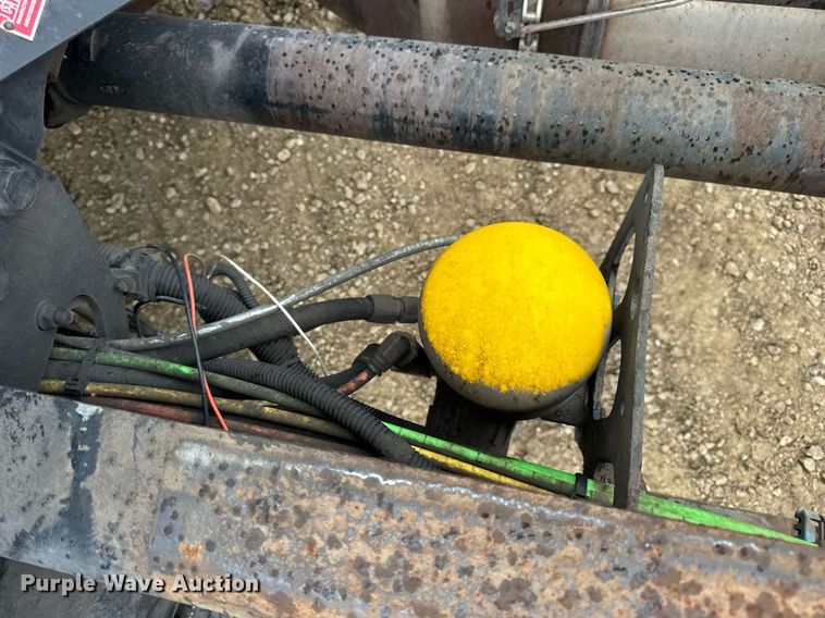 image for item DV4159 2011 International 4400 truck cab and chassis