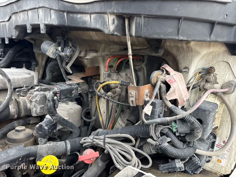 image for item DV4159 2011 International 4400 truck cab and chassis