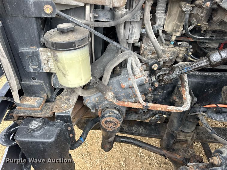 image for item DV4159 2011 International 4400 truck cab and chassis