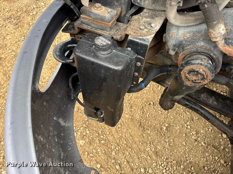 image for item DV4159 2011 International 4400 truck cab and chassis