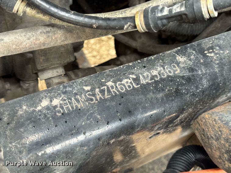 image for item DV4159 2011 International 4400 truck cab and chassis