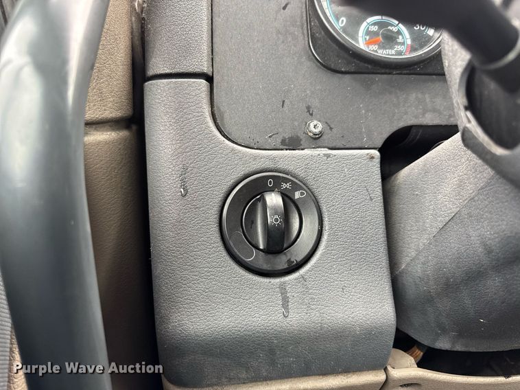 image for item DV4160 2017 Freightliner semi truck