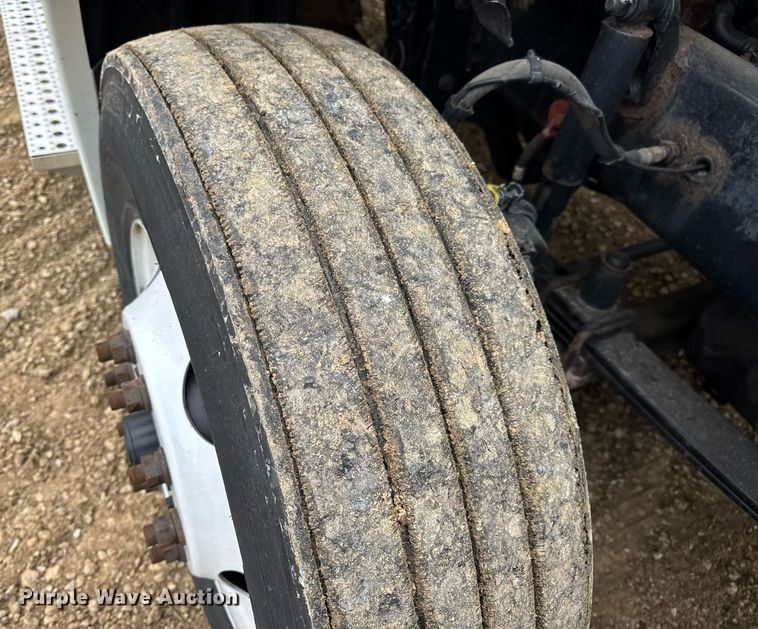 image for item DV4160 2017 Freightliner semi truck