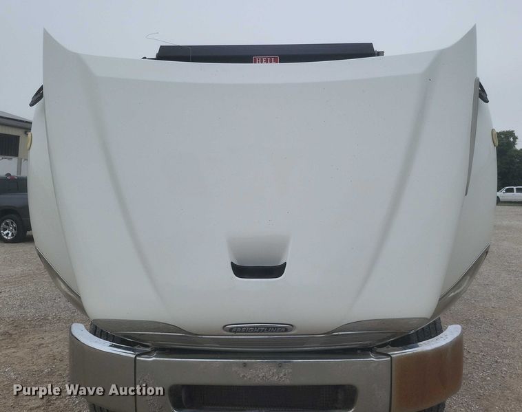 image for item DW7038 2005 Freightliner Business Class M2 dump truck