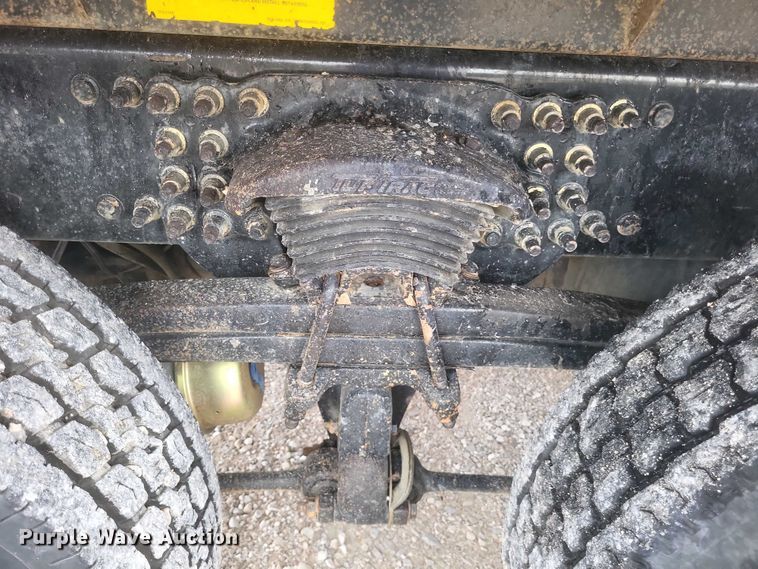 image for item DW7038 2005 Freightliner Business Class M2 dump truck