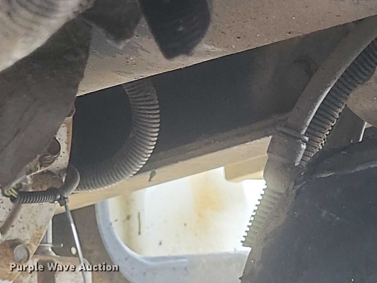 image for item DW7038 2005 Freightliner Business Class M2 dump truck