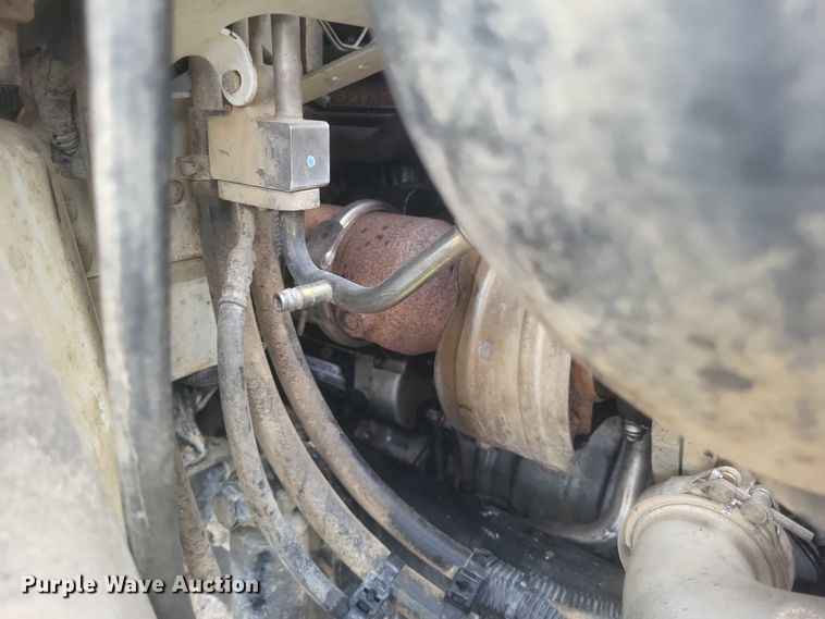 image for item DW7038 2005 Freightliner Business Class M2 dump truck