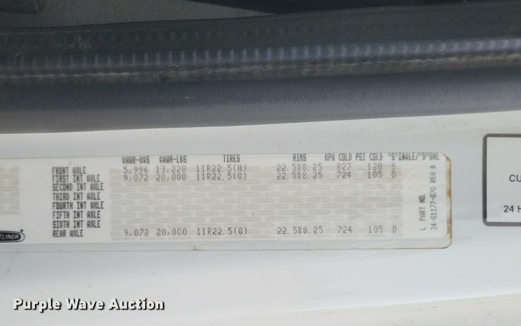 image for item DW7038 2005 Freightliner Business Class M2 dump truck