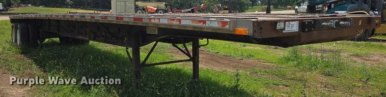 image for item DW7065 2000 Transcraft flatbed trailer