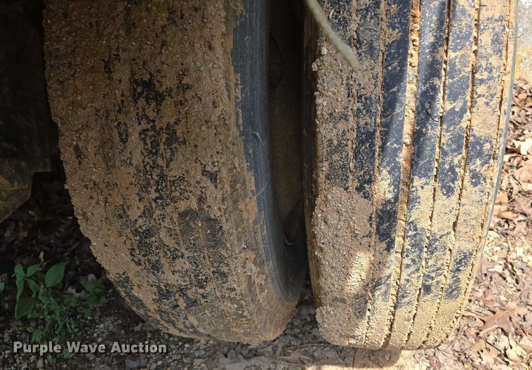 image for item DW7072 1994 Dorsey flatbed trailer